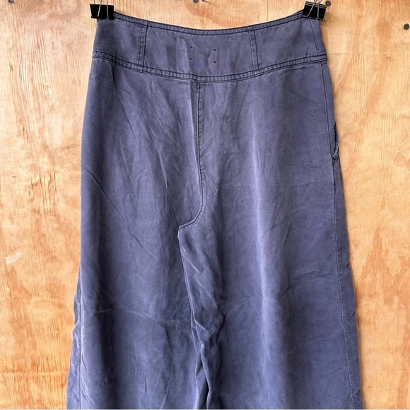 Wilfred Free Aritizia Wide Leg Gray Tencel Cropped Pant - Picture 3 of 10